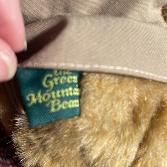 11” Mary Meyer “Haystack” with fishing vest and pole - Picture 5 of 8